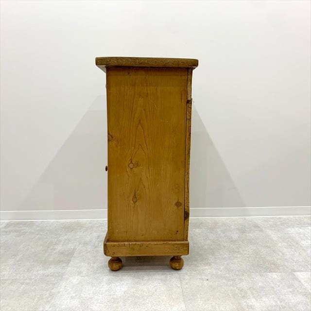 ペニーワイズオールドパインサイドキャビネット（右開き）