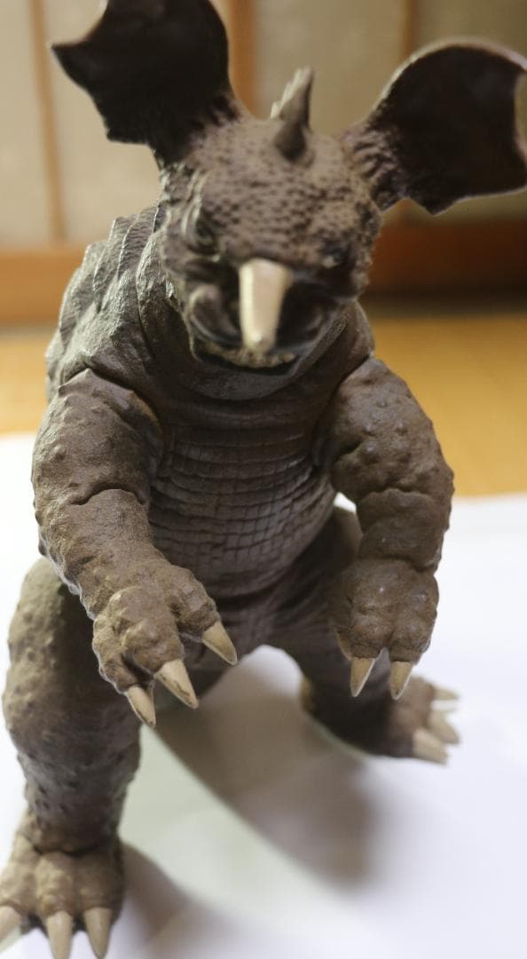 貴重フランケンシュタイン対地底怪獣（東宝映画１９６５年）のバラゴンのフィギャー