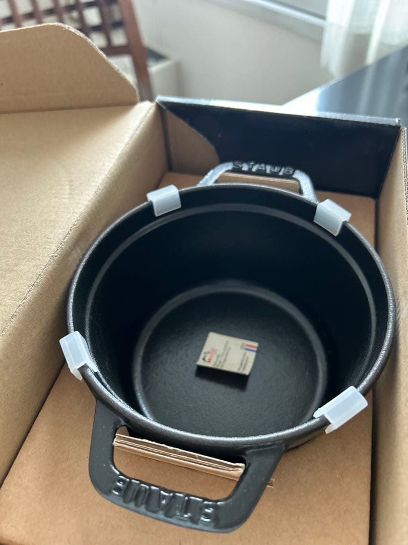 未使用ストウブ 14cm