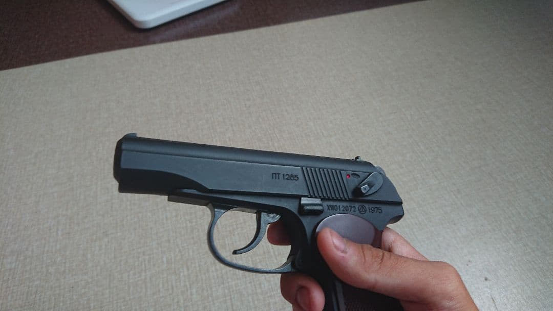 KSC マカロフPM ver2 マガジンガス漏れあり