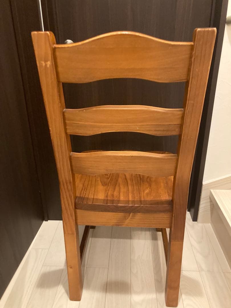 アンティーク　ビンテージ　木製ブラウンチェア 背もたれ3段　1脚