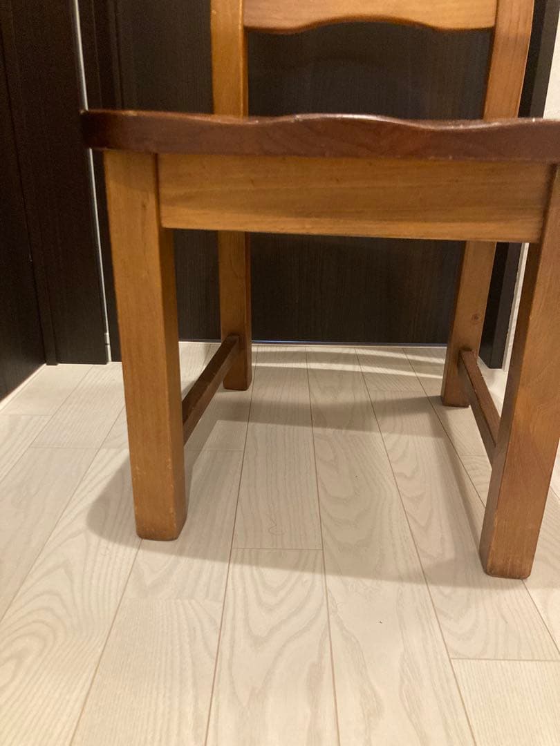 アンティーク　ビンテージ　木製ブラウンチェア 背もたれ3段　1脚