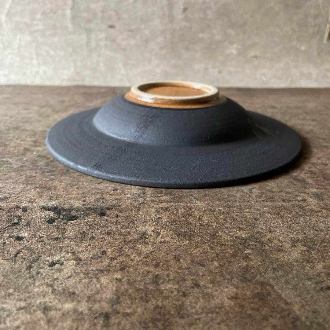 銀のたまご様専用 美濃焼 黒錆マットリム6.5寸深皿