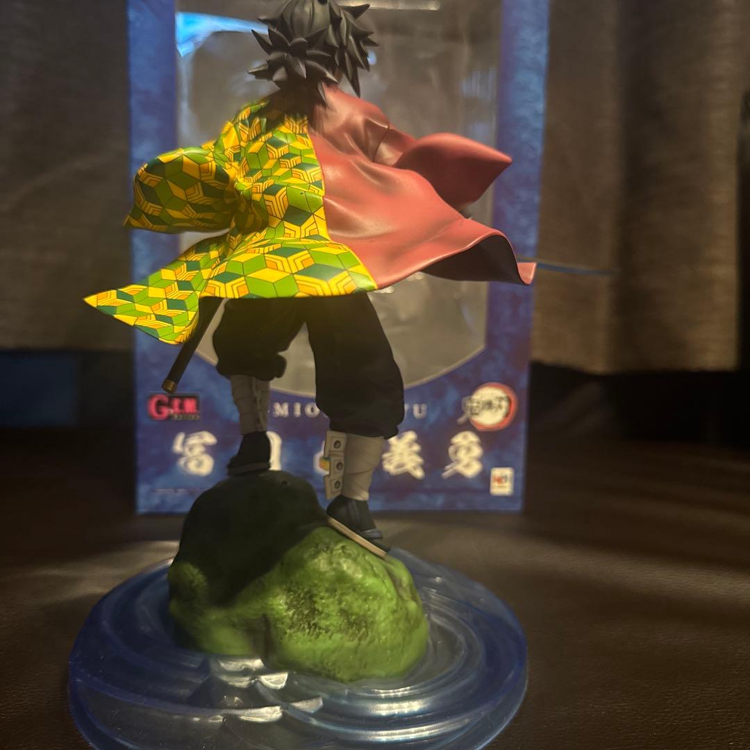 冨岡義勇 G.E.M. フィギュア