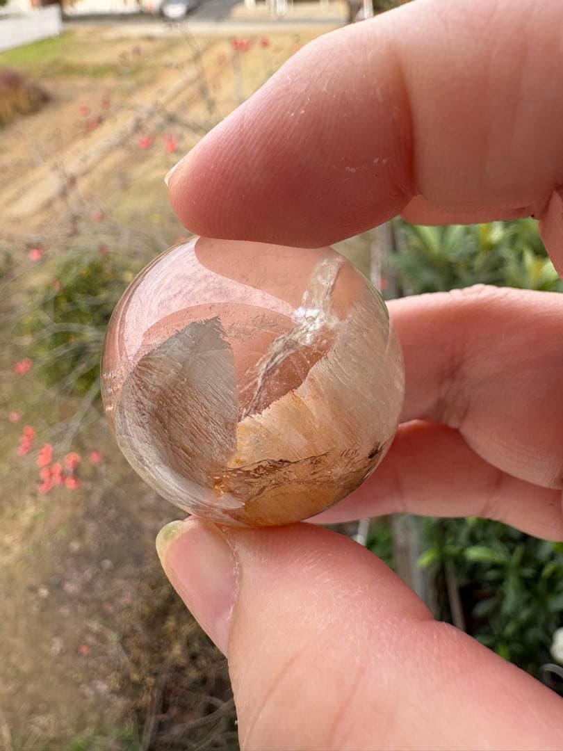 ホワイト千層ガーデン　ガーデンクォーツ　32ミリ