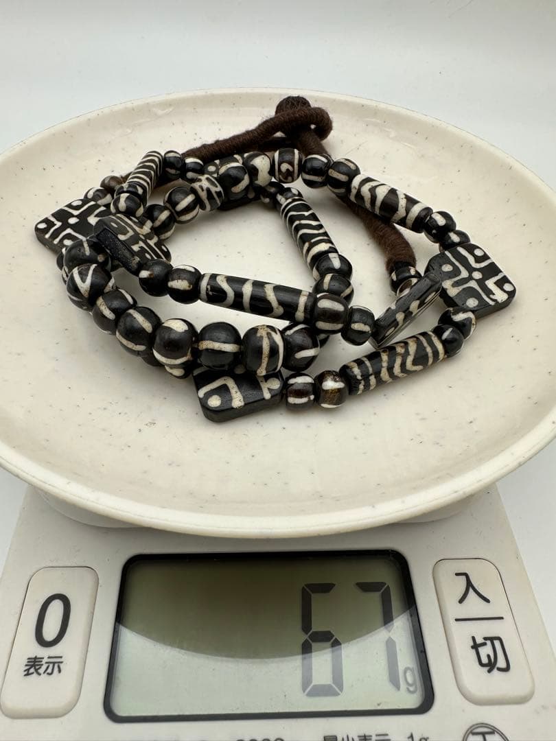 ☆天然石☆ 蔵伝 チベット 收藏品 稀少品（風化西アジア天珠）西アジアスタイル