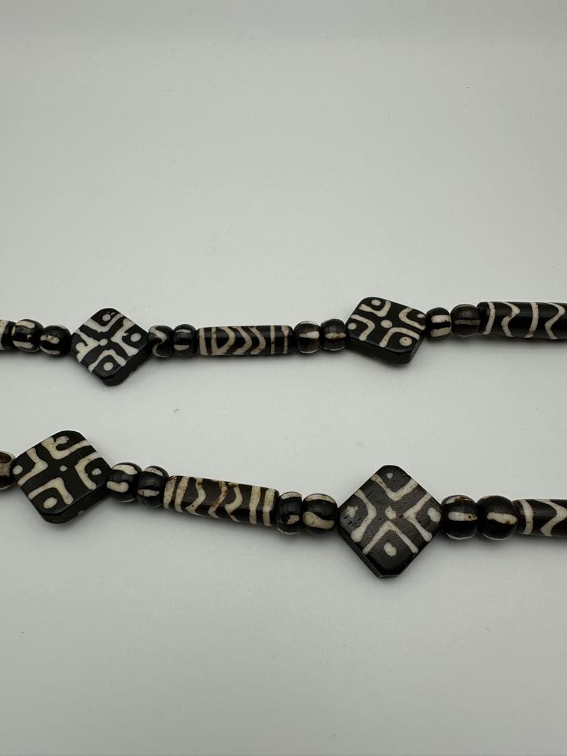 ☆天然石☆ 蔵伝 チベット 收藏品 稀少品（風化西アジア天珠）西アジアスタイル