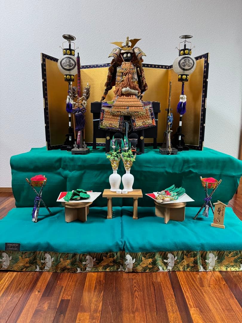 昭和レトロ アンティーク 京都島津【五月人形】豊泉作 金屏風 毛氈付