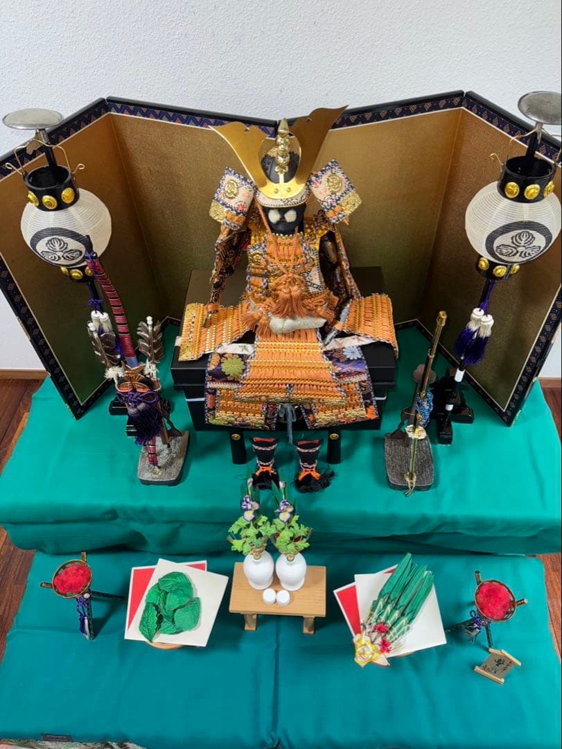 昭和レトロ アンティーク 京都島津【五月人形】豊泉作 金屏風 毛氈付