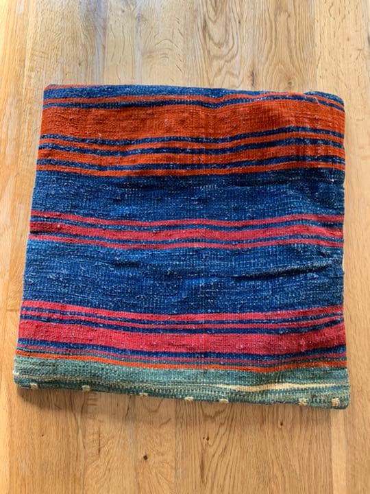 トルコキリムクッション　オールドキリム