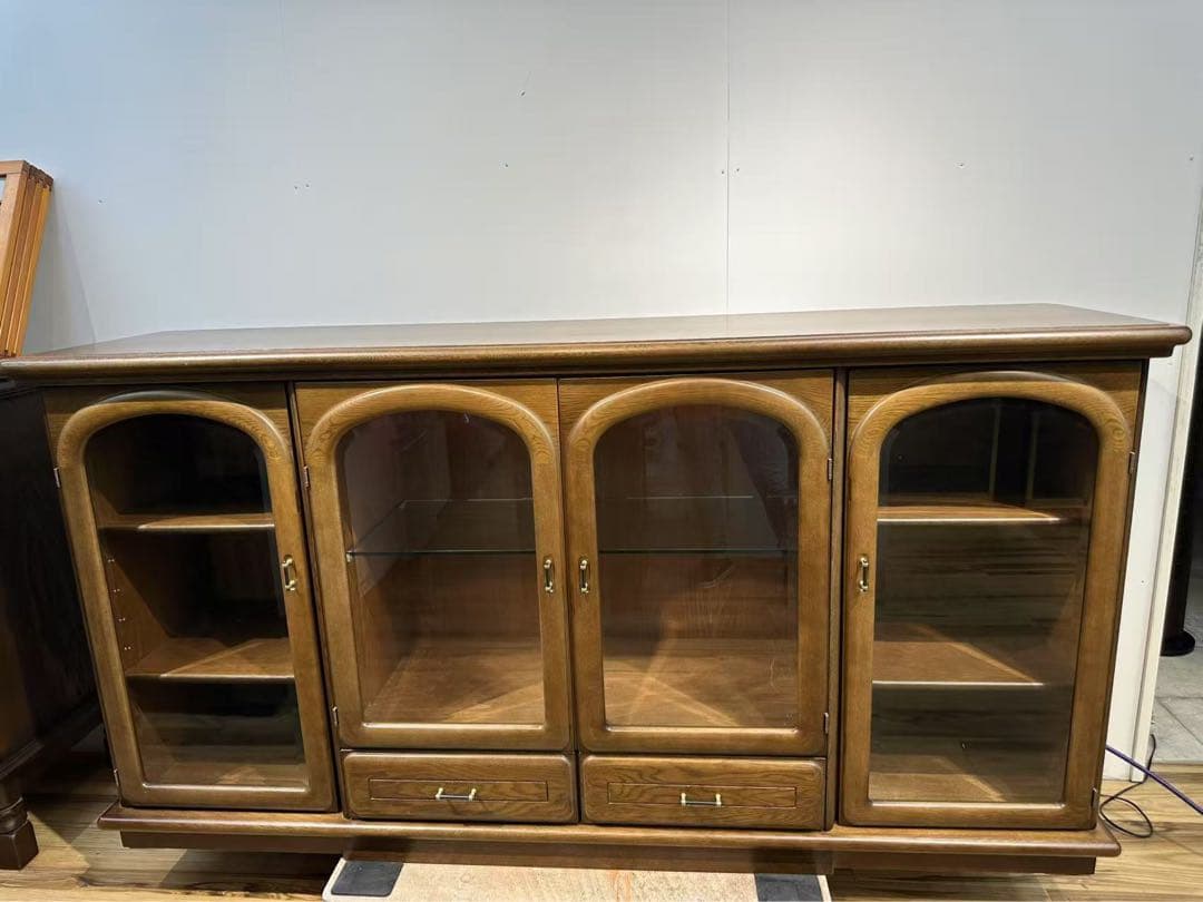 karimoku コロニアル リビングボード サイドボード照明付