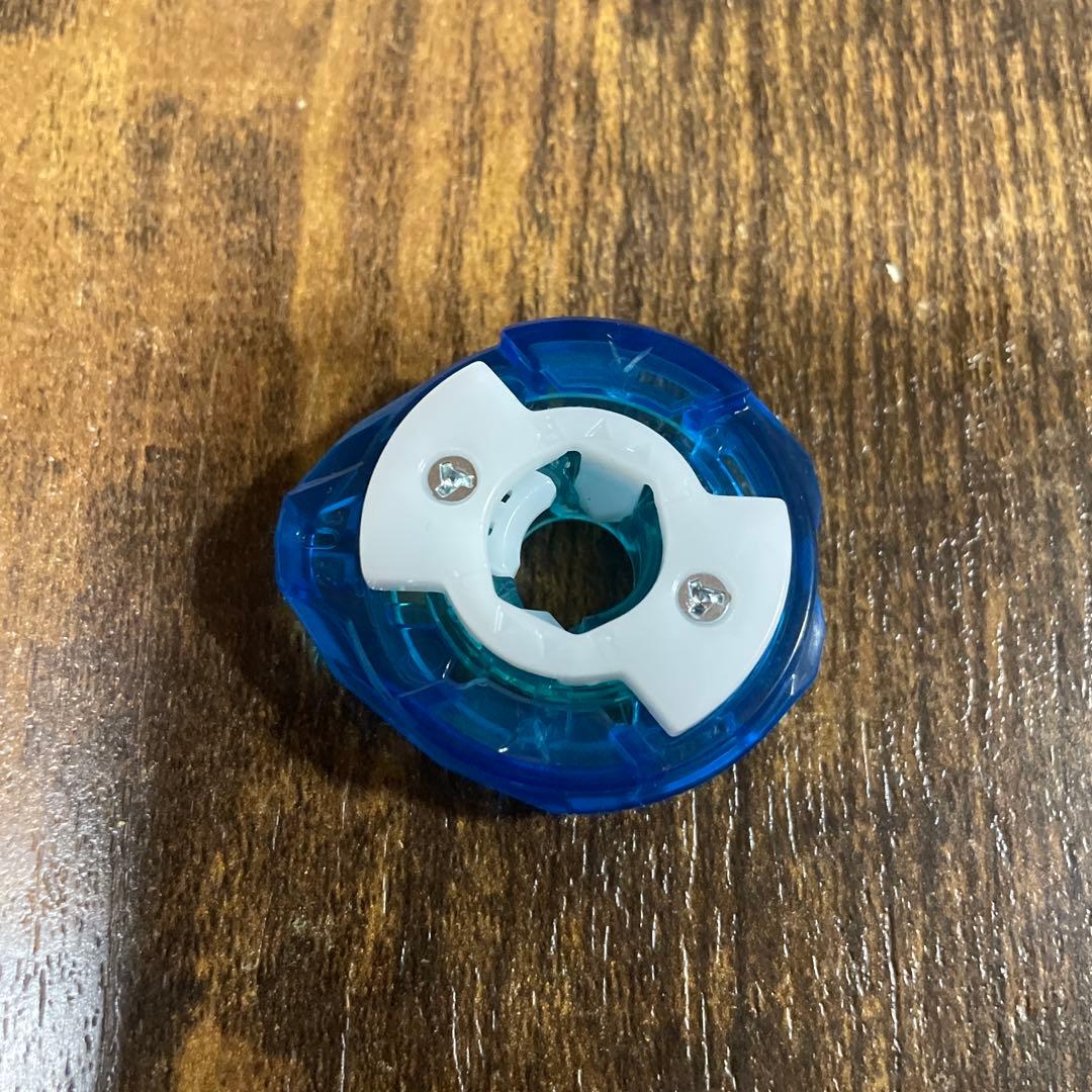 限定新品ベイ】ベイブレードX オロチクラスタ 1-60 LR あ3 - メルカリ