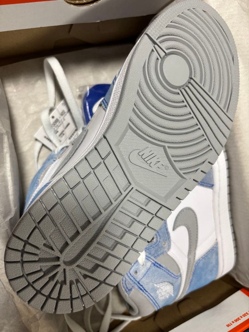 NIKE AIR JORDAN 箱付き、23cm