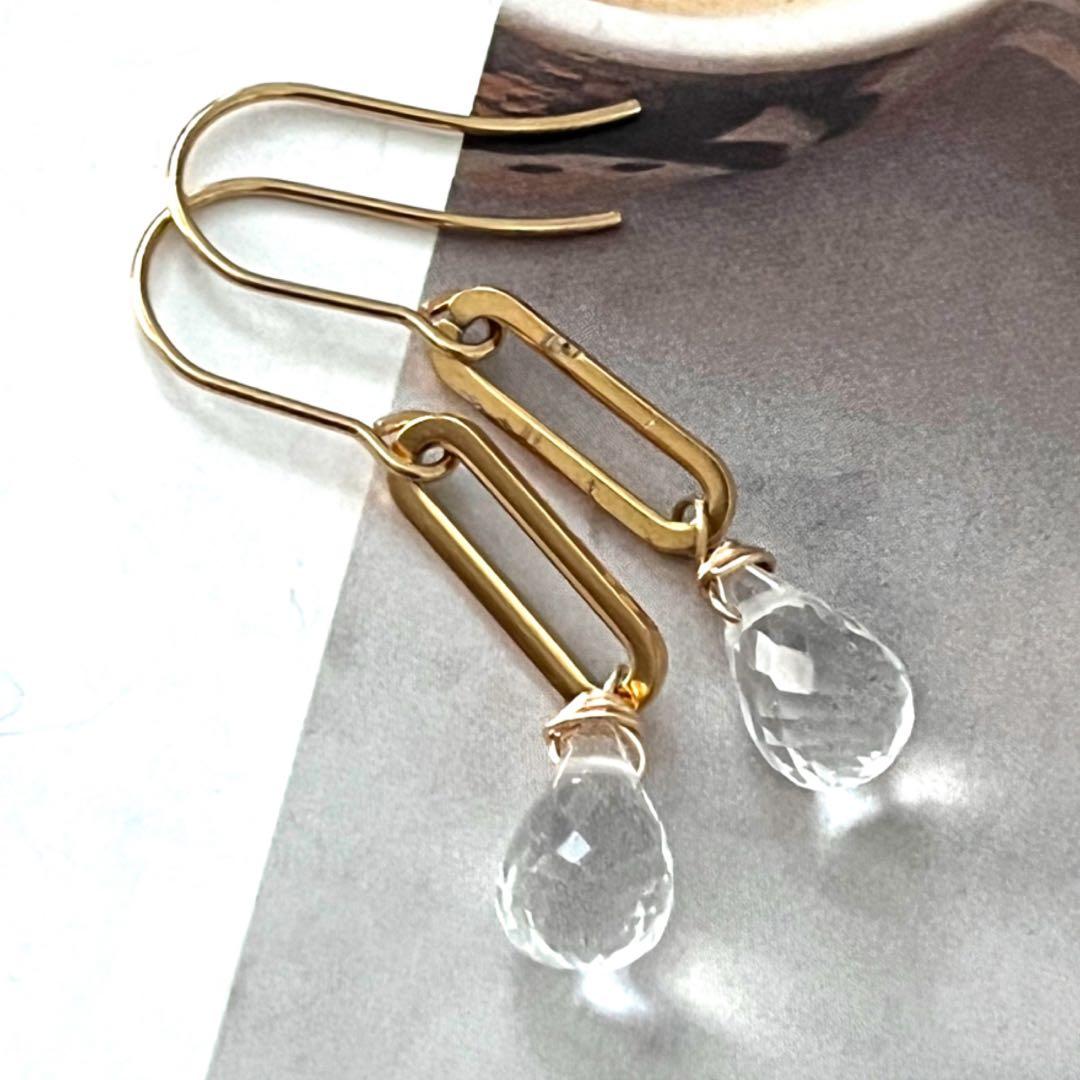 1点作品☆ パーツアレンジさ水晶ピアス　イヤリングに変更可能☺︎