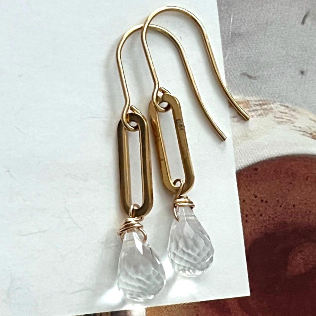 1点作品☆ パーツアレンジさ水晶ピアス　イヤリングに変更可能☺︎