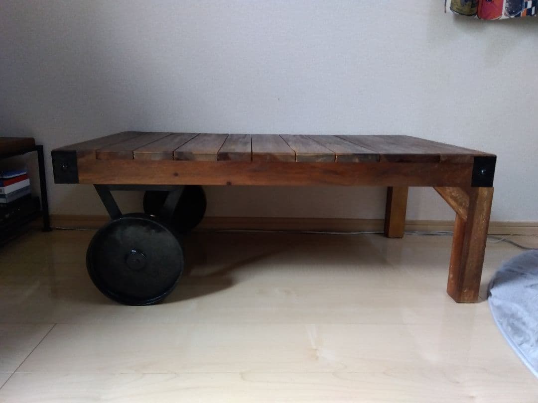 車輪付き　トロリーテーブル