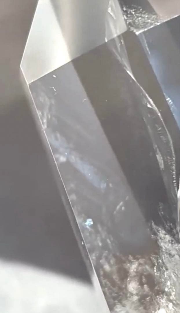 水晶　エンジェルラダー　ブルーラダー　クリアクォーツ　虹いり　水晶タワー