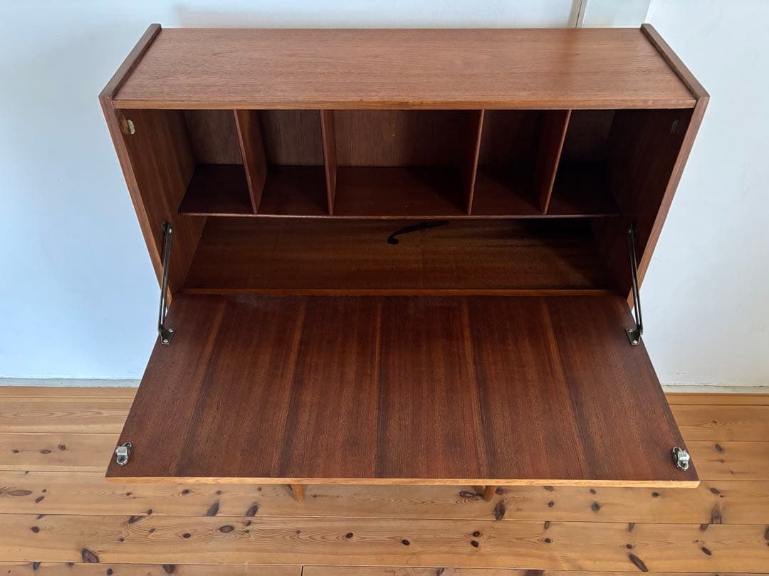 北欧ヴィンテージ　チーク　ビューローキャビネット