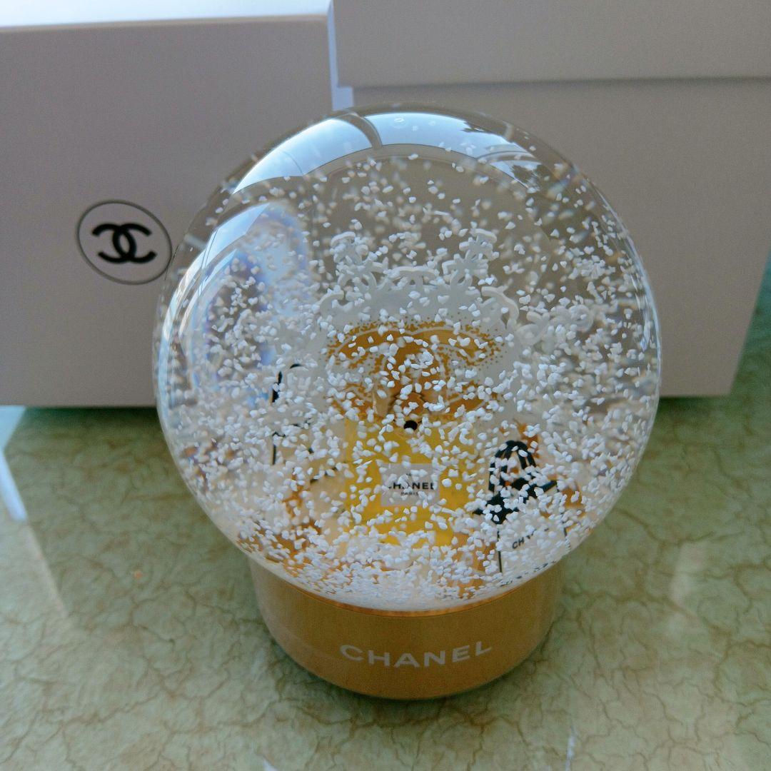 シャネル　CHANEL スノードーム　クリスタル　スノーボール　VIPギフト