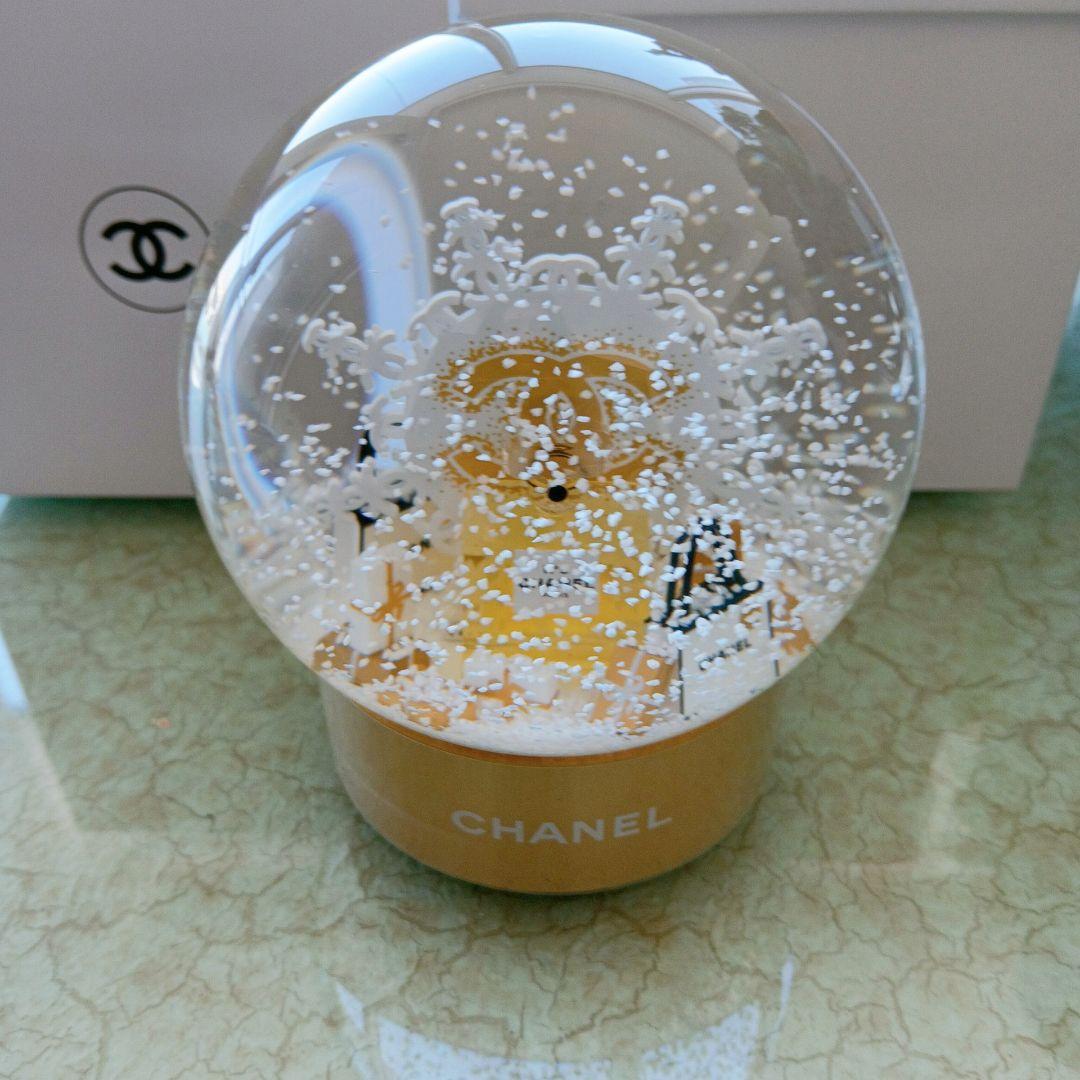 シャネル　CHANEL スノードーム　クリスタル　スノーボール　VIPギフト