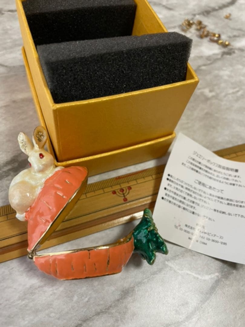 【スワロフスキー】ジュエリーBOX