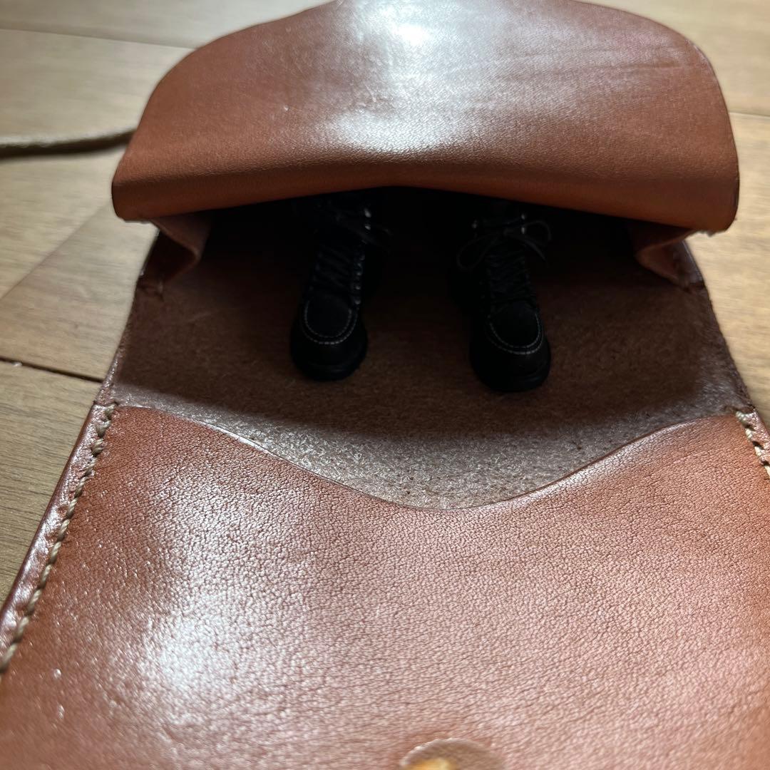 ハンドメイド　ケース　ベージュ　ヌメ革