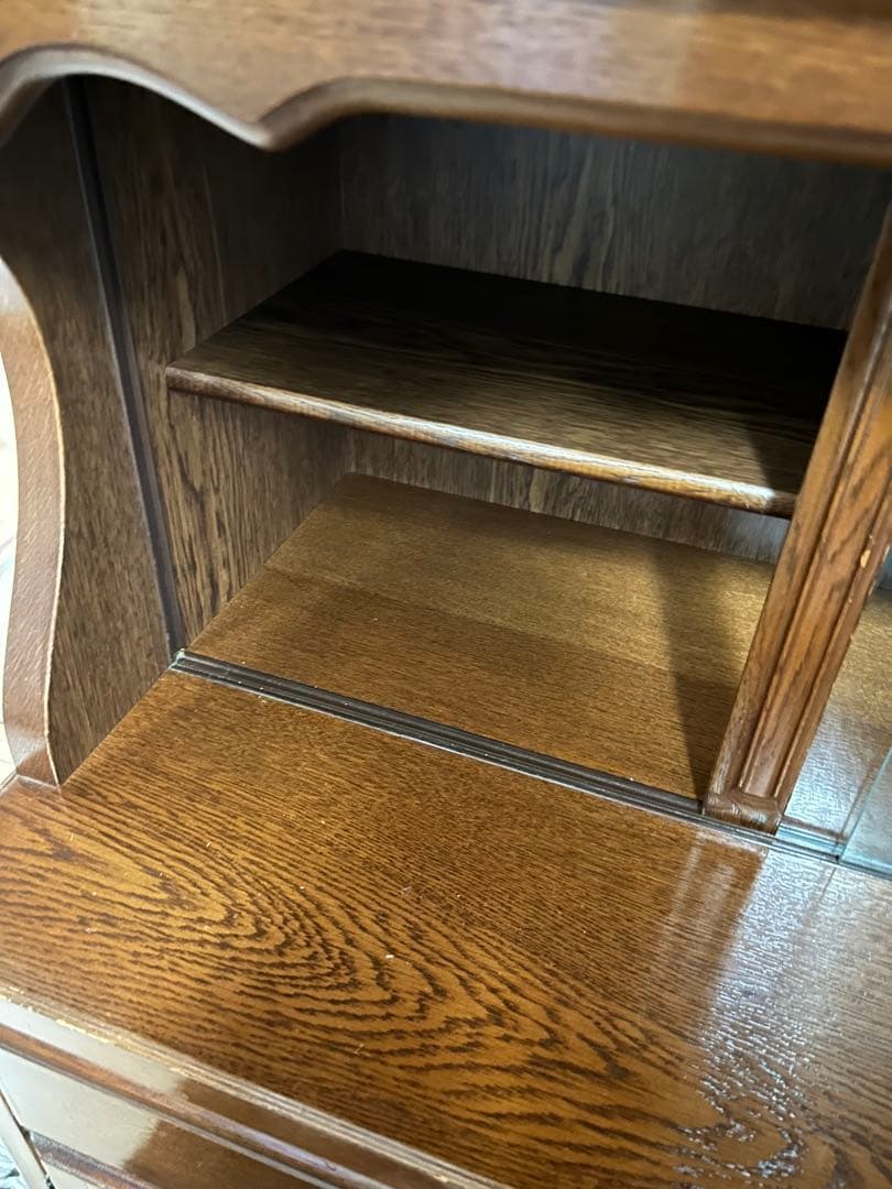 木製ブラウン食器棚 ガラス扉付き　水屋　上段部分だけ　引き取り可能