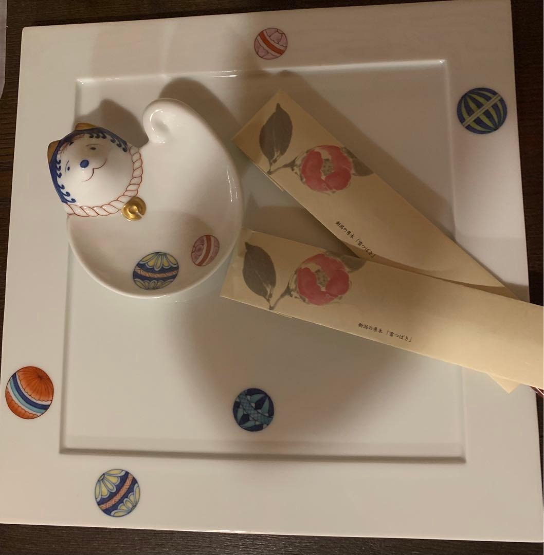 畑萬陶芸 手まり文 狗皿（小） 犬皿 手毬 雛祭 誕生日 七五三 十五夜