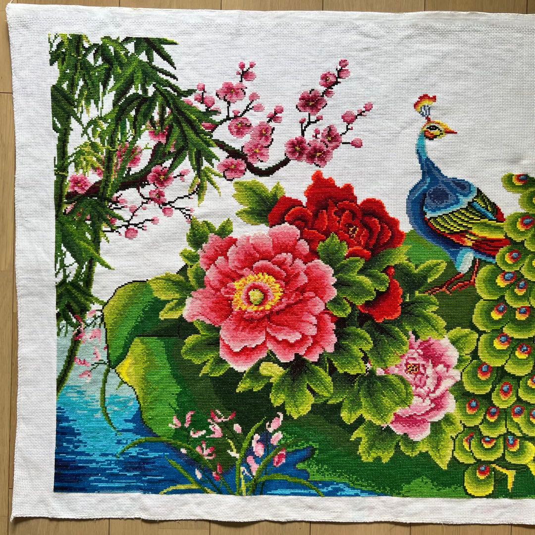 クロスステッチ完成品】富贵花开（孔雀:クジャク）