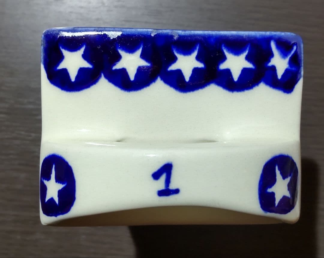 チェスト　ポーランド食器