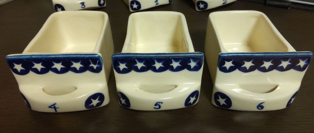 チェスト　ポーランド食器