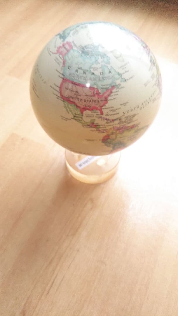 早い者勝ち 光で回る地球儀 ムーバグローヴ チ。―地球の運動について― オブジェ