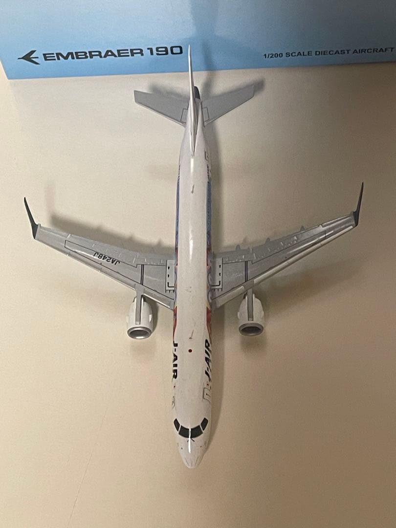 航空機・ヘリコプター JC wings J-AIR embraer E190 1/200