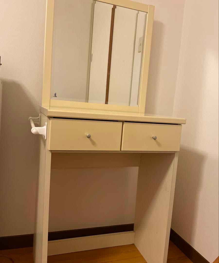 ドレッサー　直接引き取りなら3000円