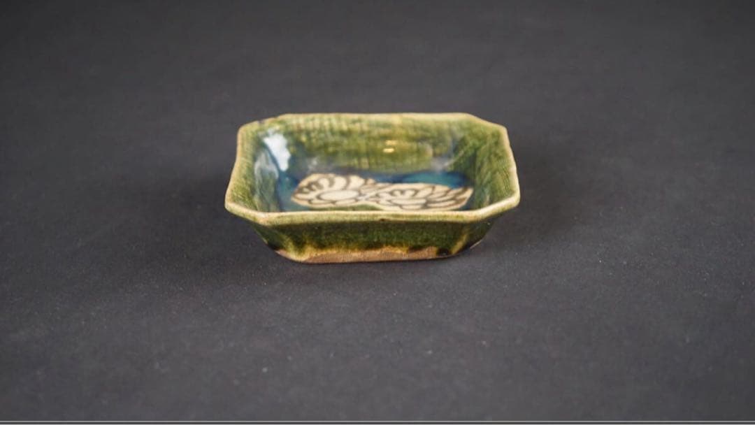 加藤作助 造 菊文 隅切小皿 7客 懐石料理道具 向付