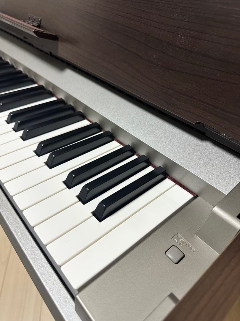 京都北部引取り限定】YAMAHA 電子ピアノARIUS （アリウス） - メルカリ