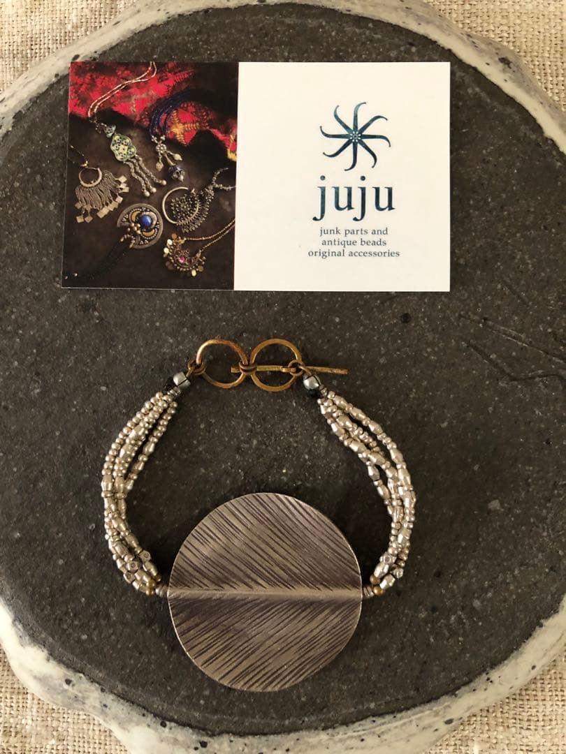 本日限定お値下げ　juju カレン4連　ブレスレット