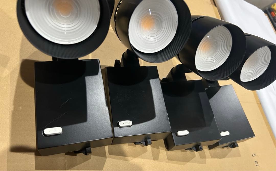 【4セット】グレアレススポットライトショートフードプラグタイプERS4791BA