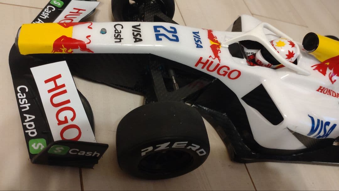 F1ボディ　角田仕様