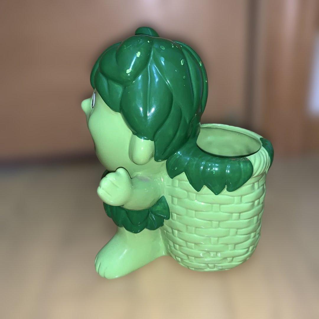 早い者勝ち！グリーンジャイアント　陶器の置き物
