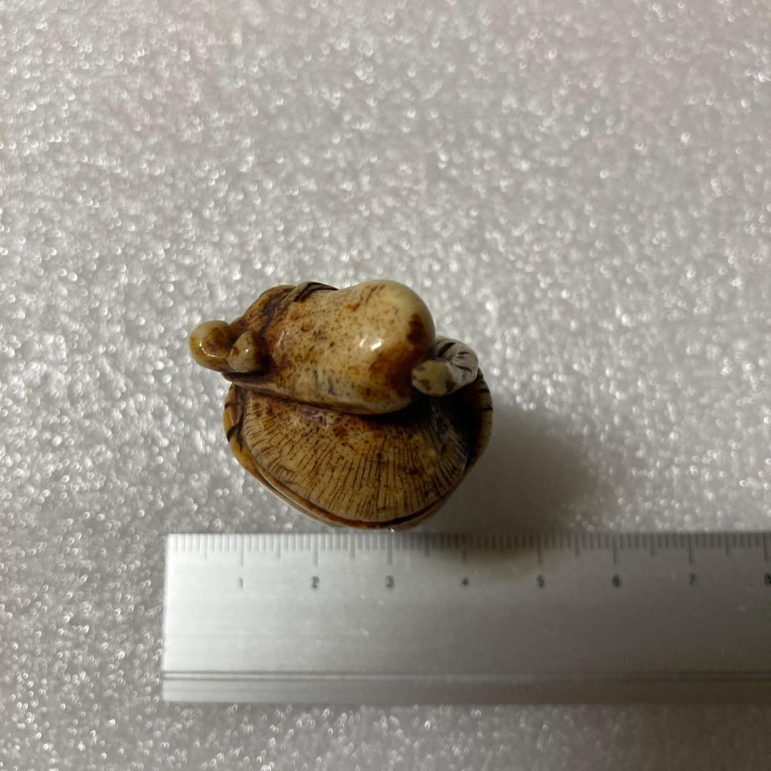 天然素材　寿老人　彫刻　根付　提げ物　置物