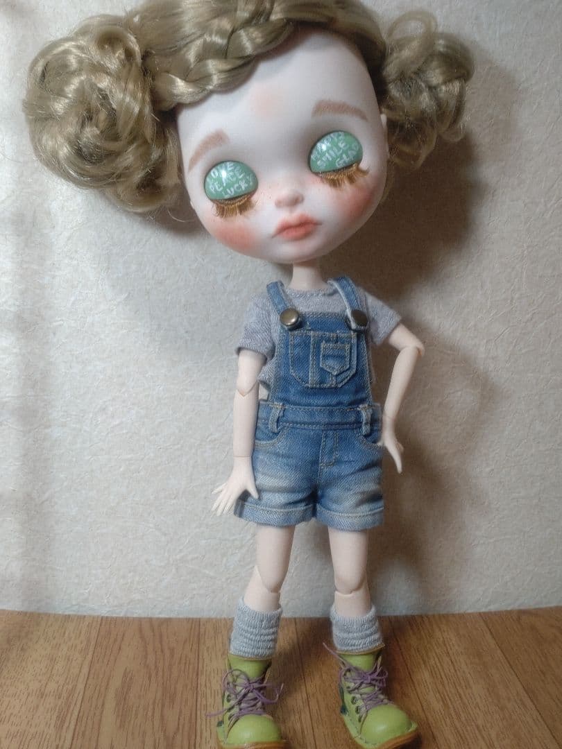 【期間限定SALE価格】カスタムアイシードール　薄いそばかすあり　オープンマウス