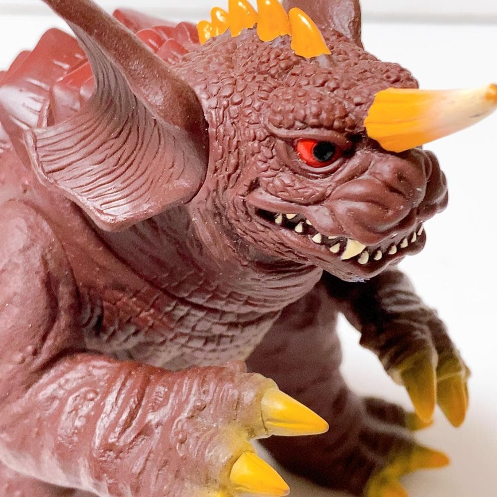 ムービーモンスターシリーズ バラゴン2002 ソフビ - メルカリ