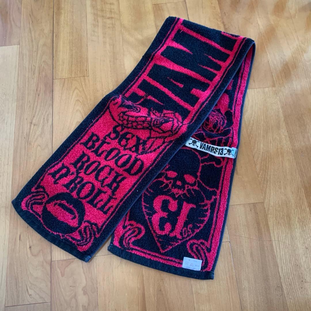 値下げ◯匿名◯VAMPS マフラータオル 赤 hyde ラルク - メルカリ