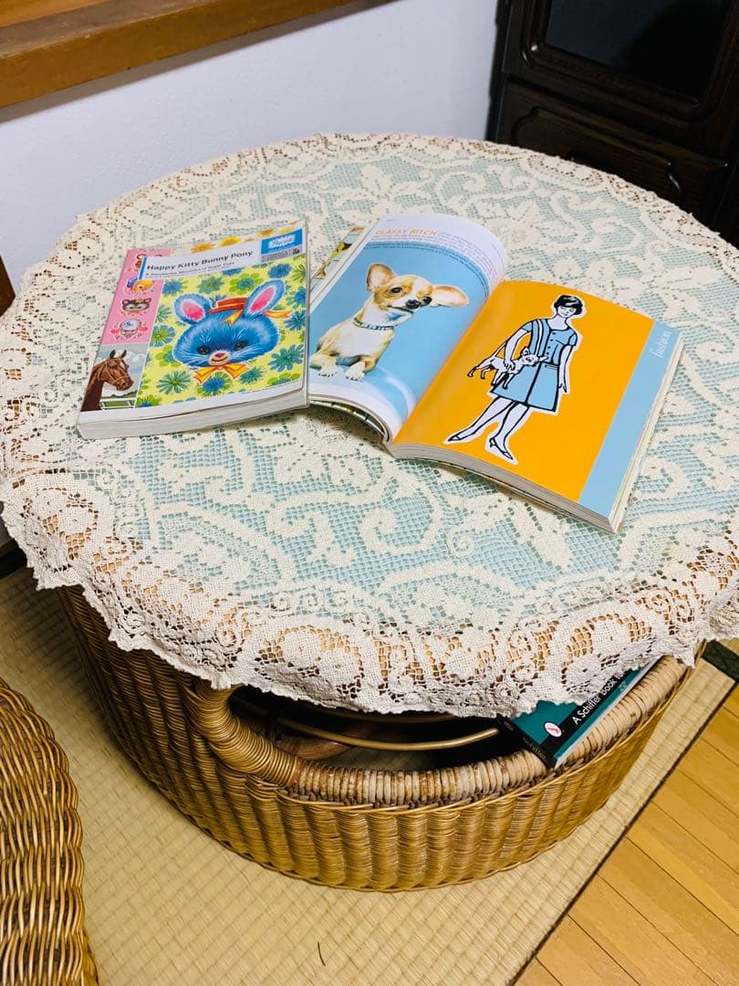 レトロ モダン なデザイン ラタンテーブル