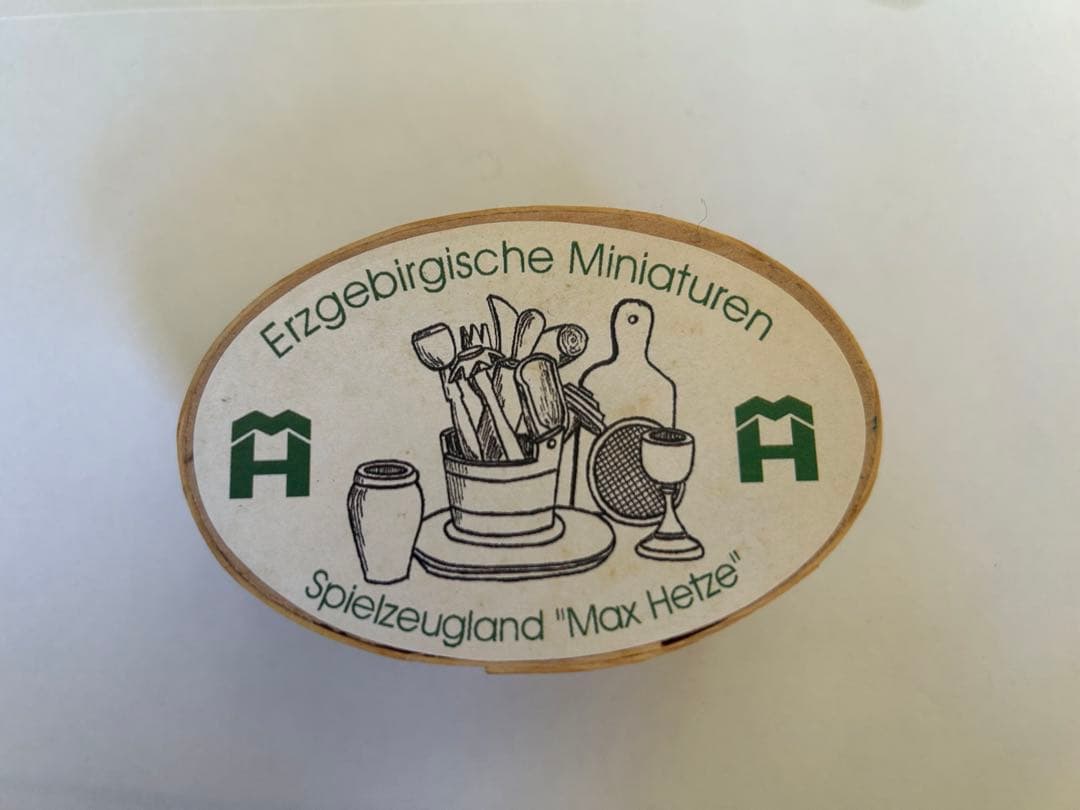 ドイツエルツ地方ミニチュア　キッチン用品