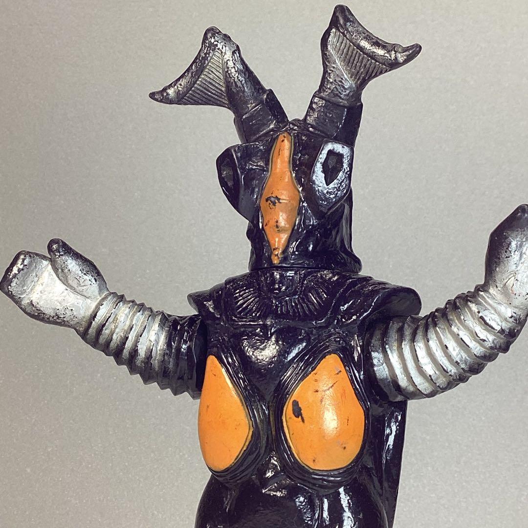 1983 JAPAN 初期版 硬質ソフビ19cm 旧シリーズゼットン - メルカリ