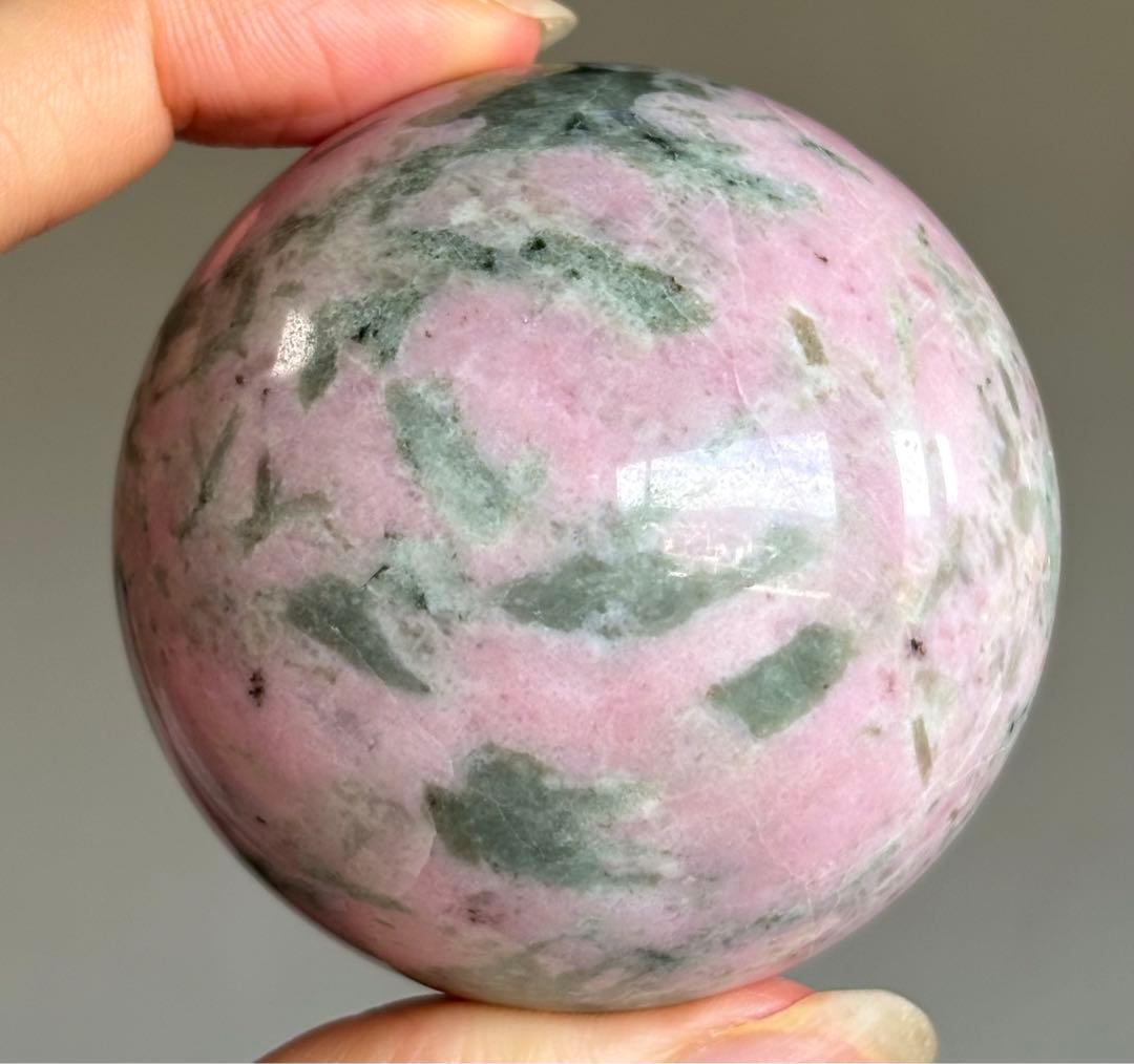 1点再入荷　レア　高品質　ピンクオパール　グリーントルマリン　共生　スフィア