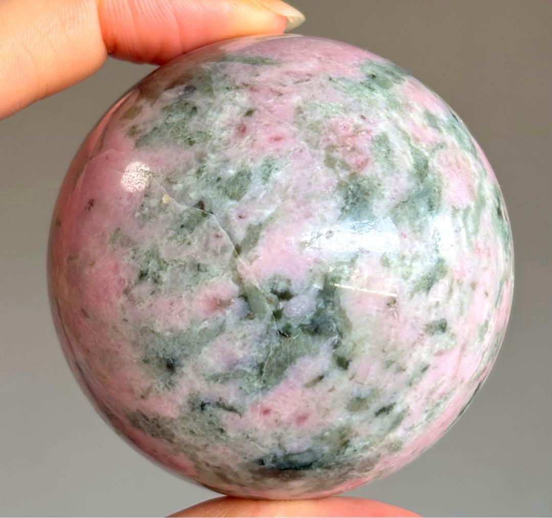 1点再入荷　レア　高品質　ピンクオパール　グリーントルマリン　共生　スフィア