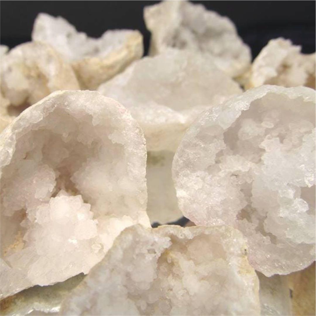 500★訳あり限定品★浄化✳︎破邪【ミニ水晶クラスター『晶洞』ハーフジオード】❤️